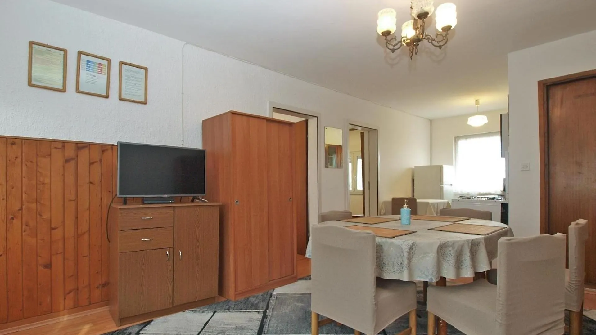 Apartment Ferienwohnung Fuer 5 Personen Ca 52 Qm In Liznjan, Istrien Suedkueste Von Istrien
